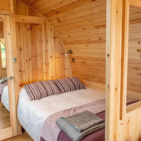 Lawers Luxury Glamping Pet Friendly Pod At Pitilie Pods Apartment Aberfeldy Exterior photo